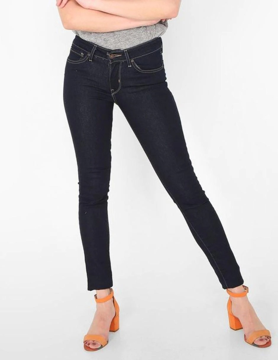 Jeans skinny lavado 711 obscuro corte cadera para mujer