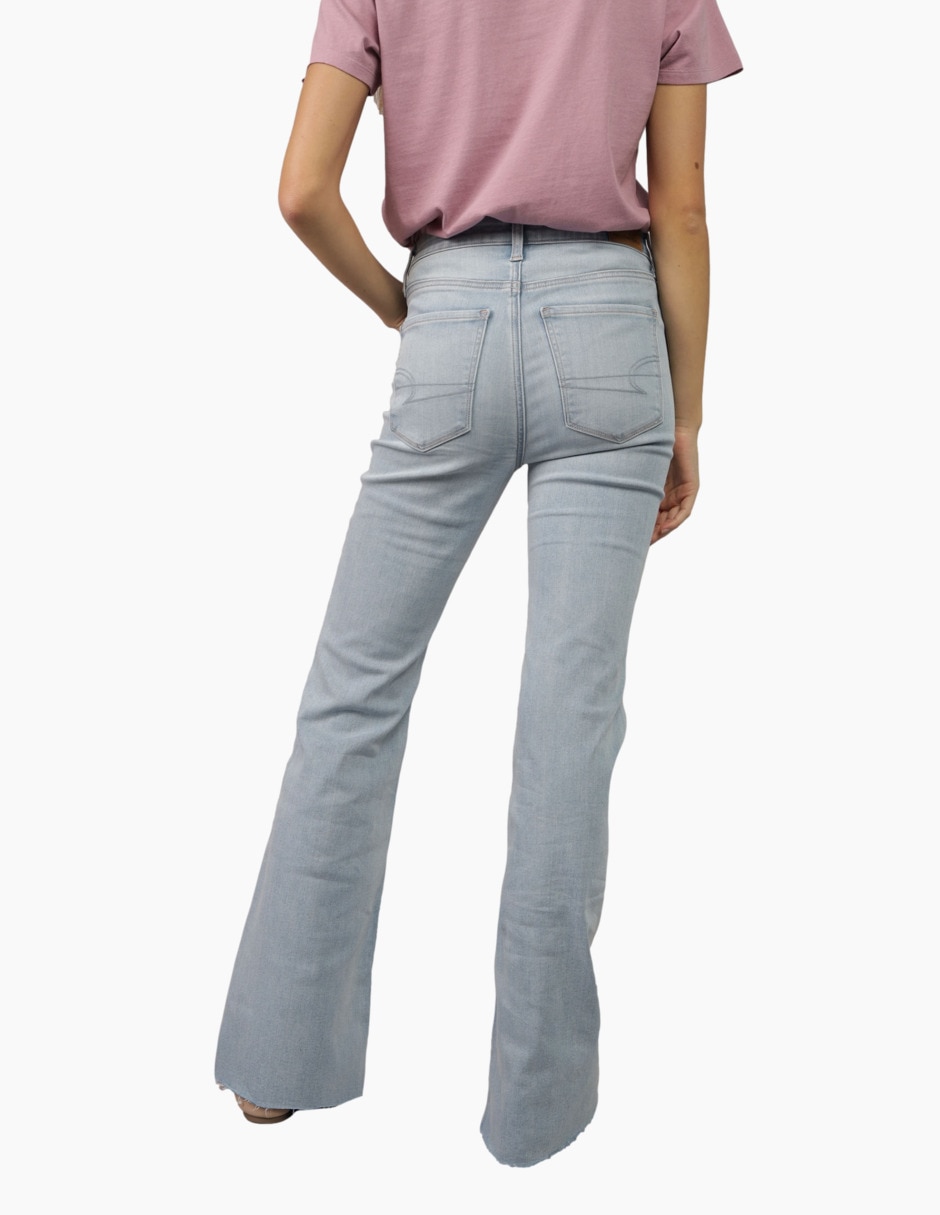 Jeans regular flare Super Hi-Rise corte cintura alta para mujer 4