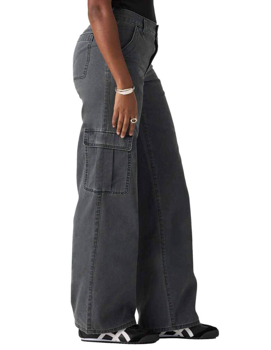 Jeans cargo relajado cintura Levi´s para mujer