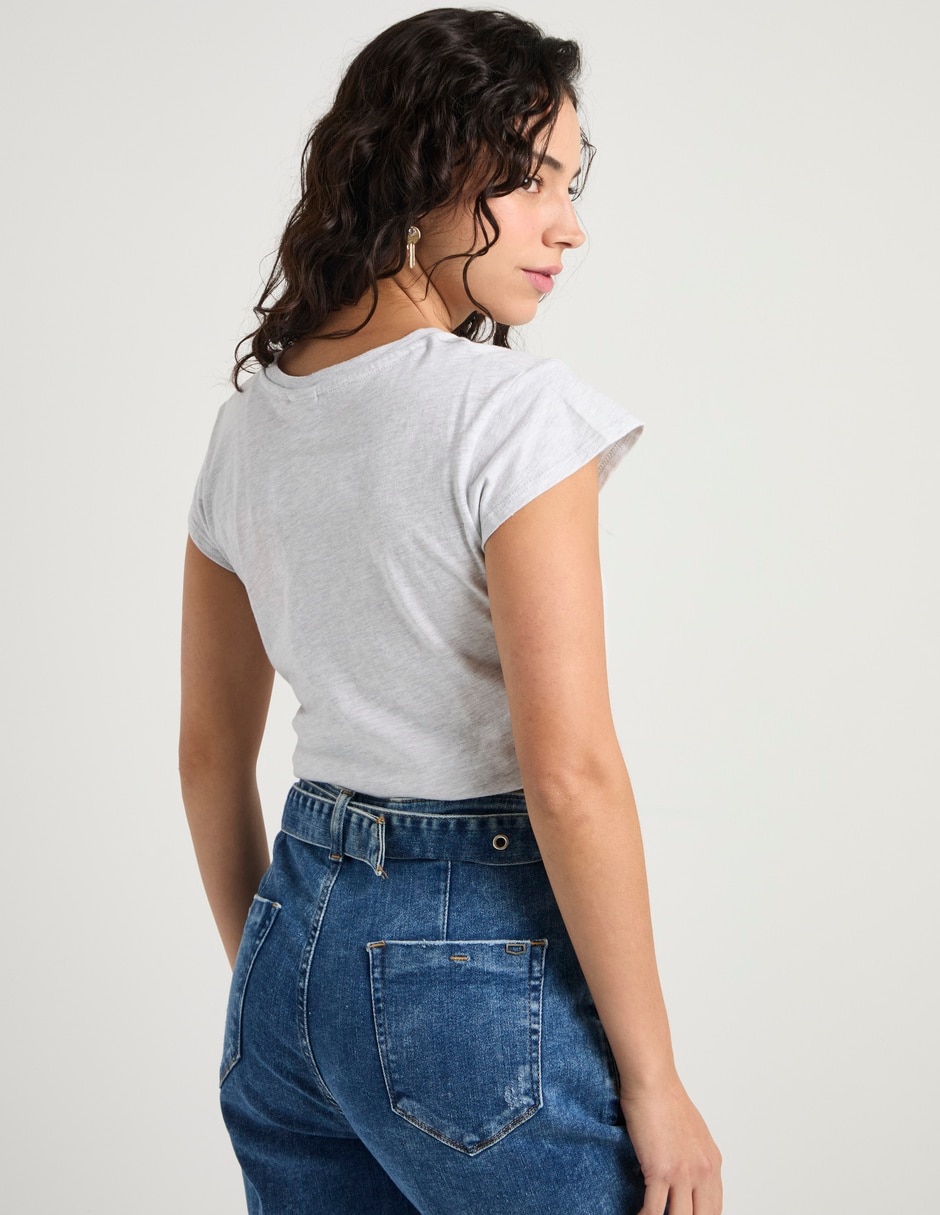 Playera manga corta cuello redondo para mujer 6