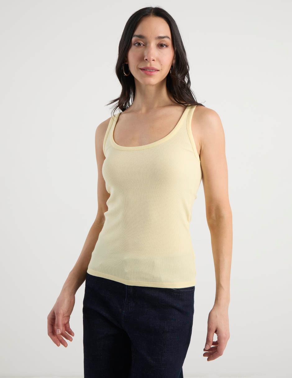 Playera cuello redondo para mujer
