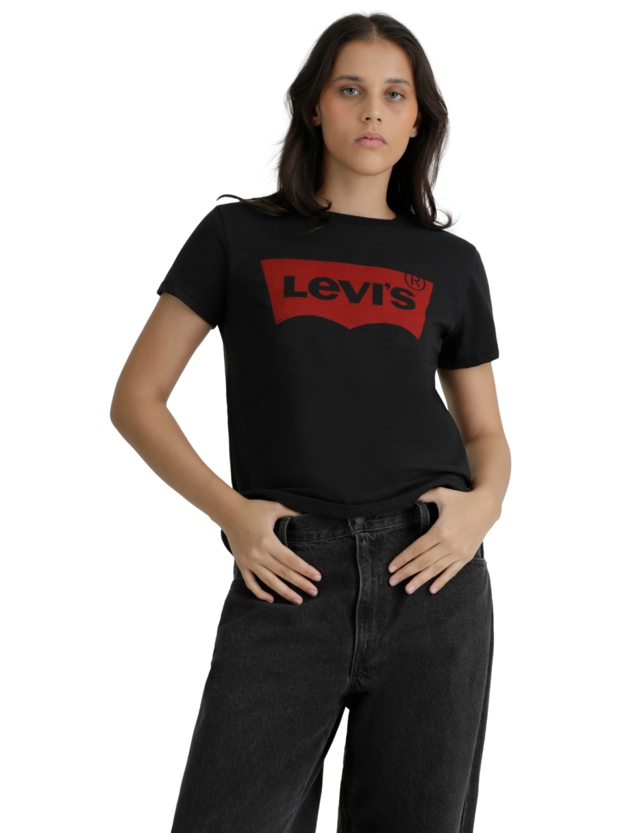 Playera manga corta Levi's cuello redondo para mujer