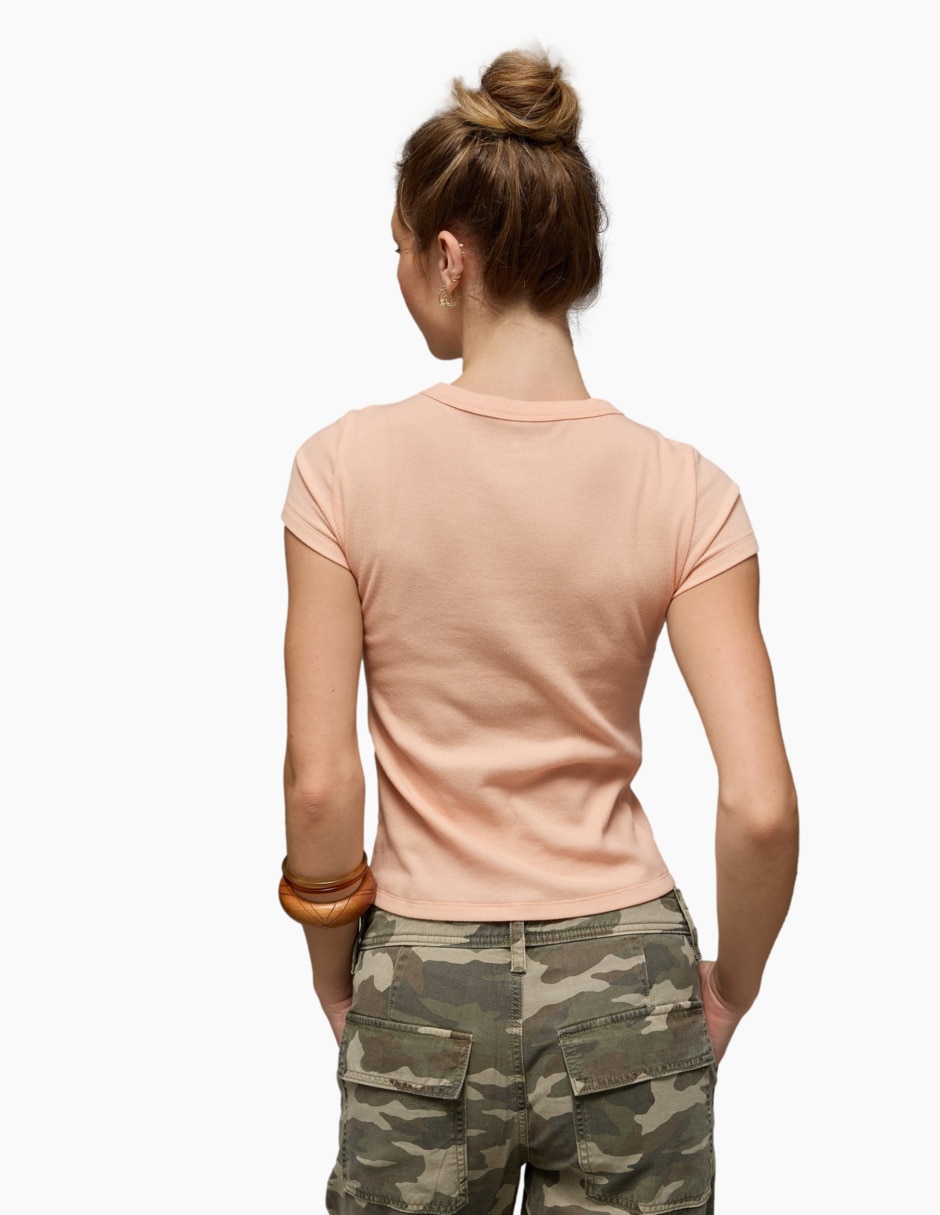 Playera manga corta cuello redondo para mujer 2