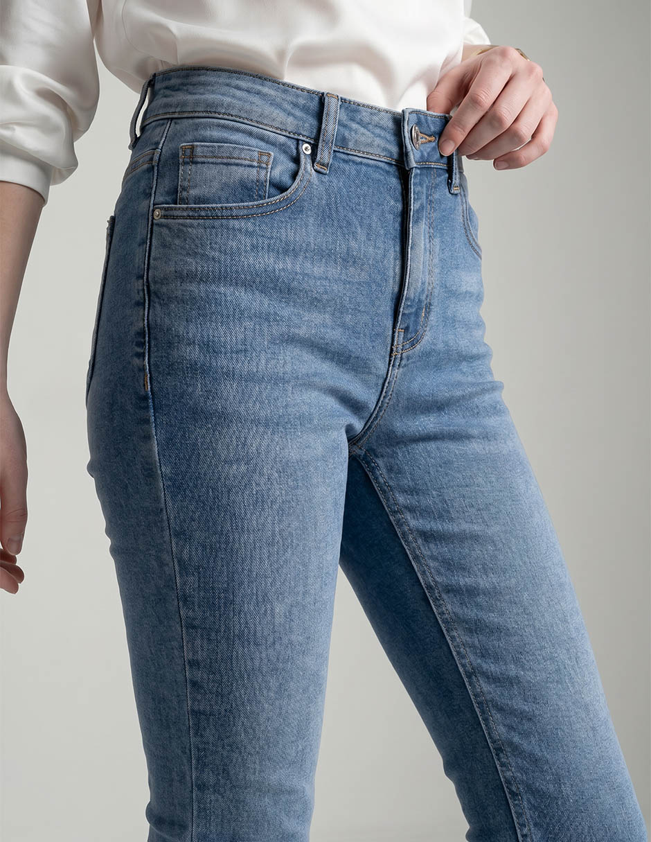 Jeans skinny corte cintura para mujer 4