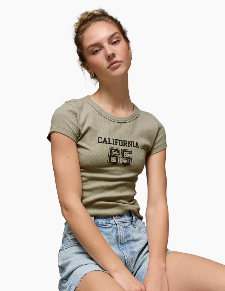 Playera manga corta cuello redondo para mujer