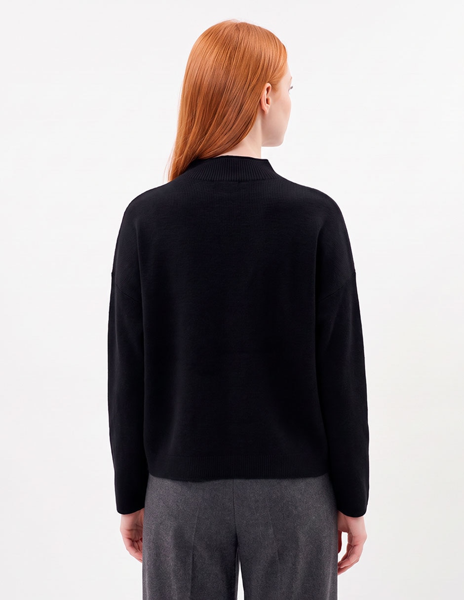 Suéter cuello alto para mujer 2