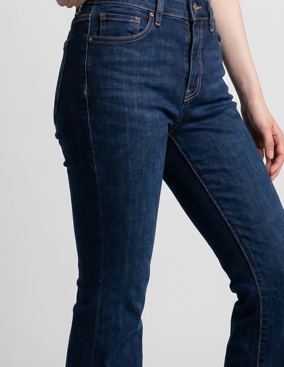 Jeans bota corte cintura para mujer 4
