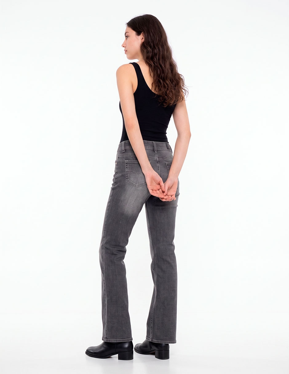 Jeans boot corte a la cintura para mujer 3