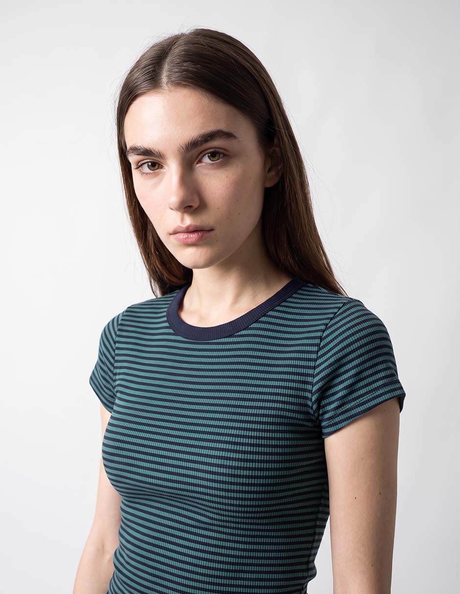 Playera manga corta cuello redondo mujer 2