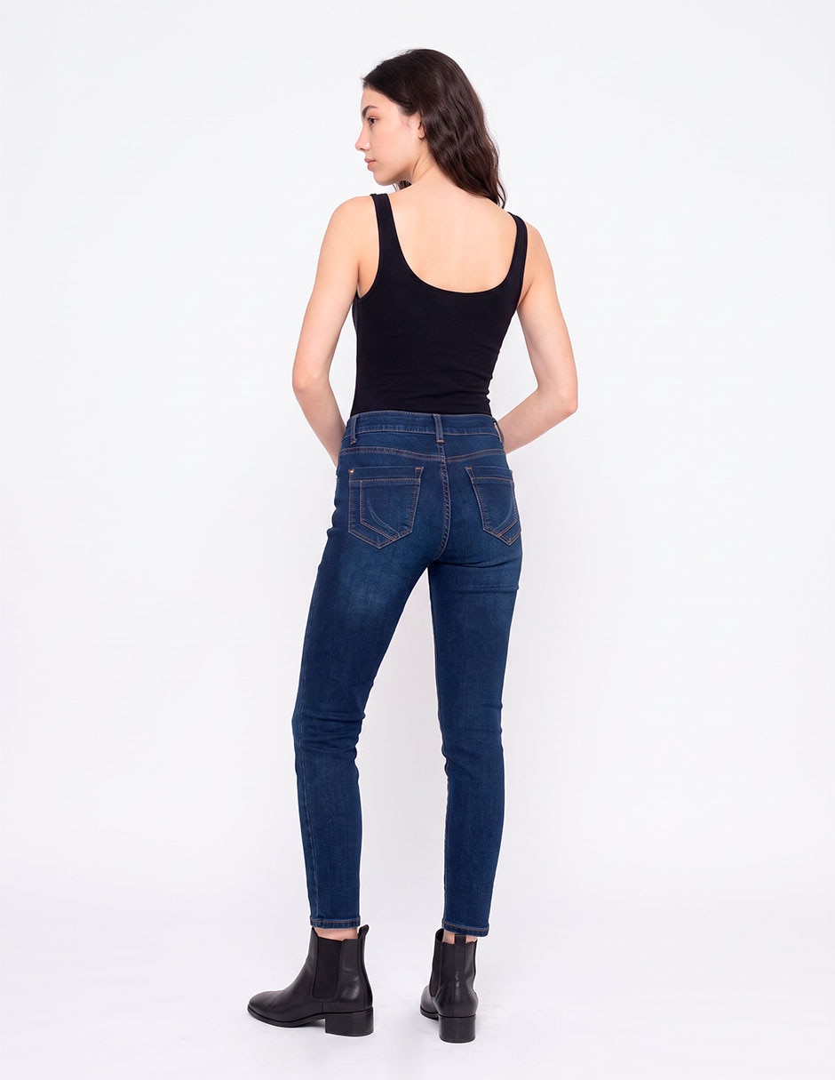 Playera cuello redondo para mujer 2